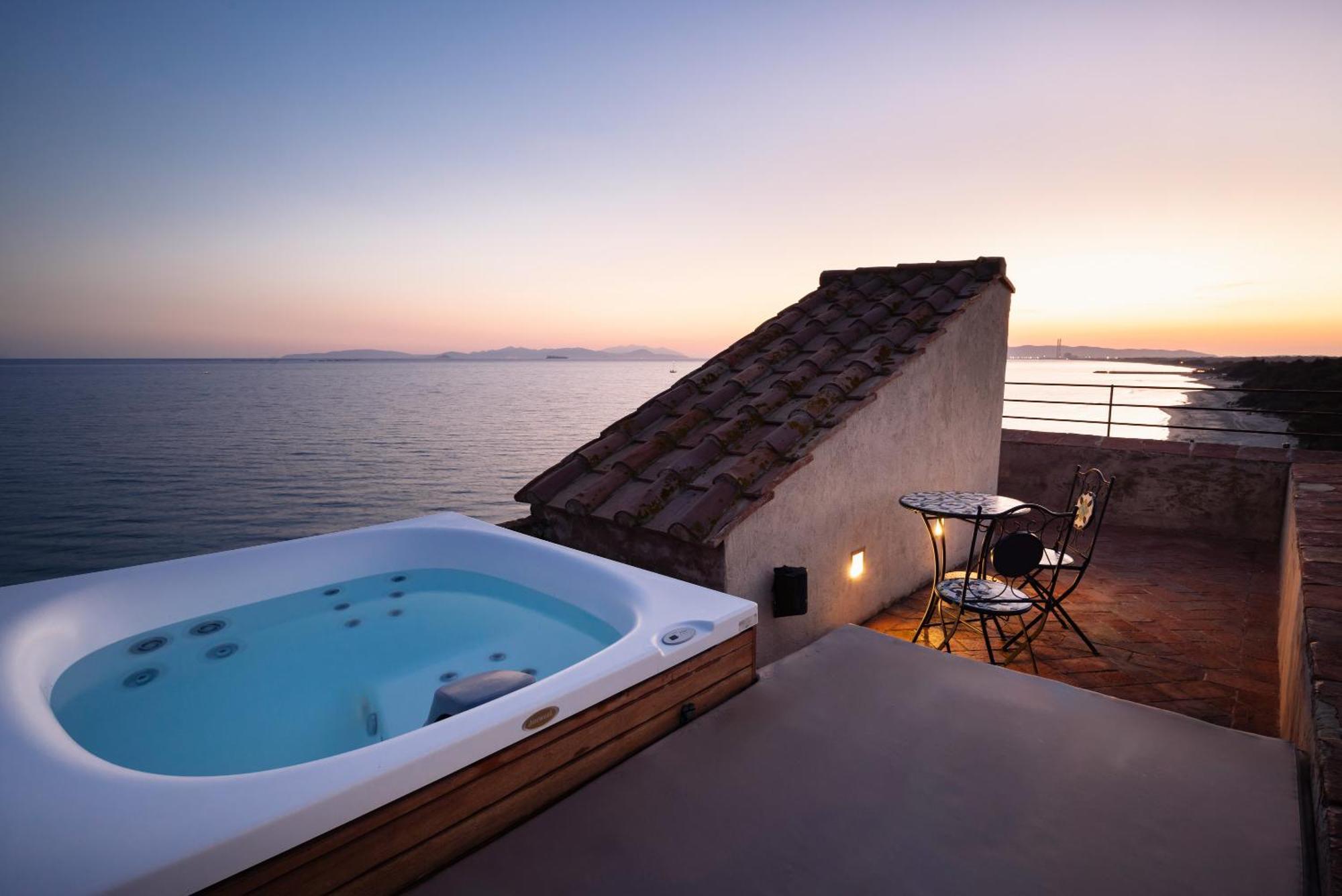 Hotel Relais Torre Mozza - Dimora d' Epoca Follonica Esterno foto