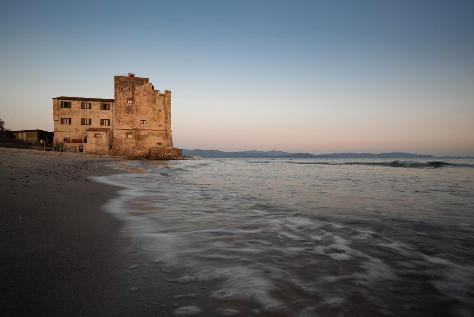 Hotel Relais Torre Mozza - Dimora d' Epoca Follonica Esterno foto