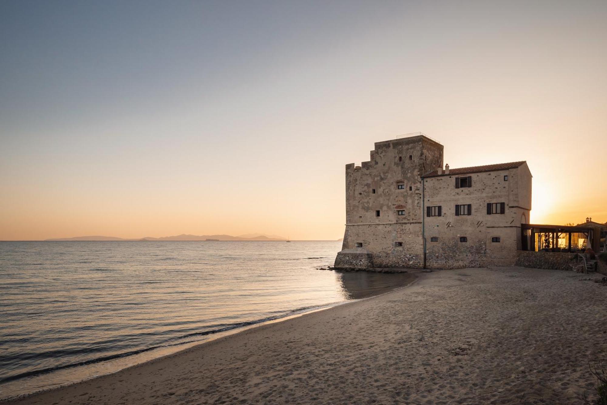Hotel Relais Torre Mozza - Dimora d' Epoca Follonica Esterno foto